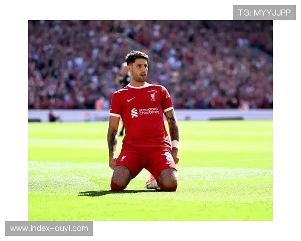 利物浦中场拦截能力减弱 索博斯洛伊攻防失衡影响整体表现 利物浦中场拦截能力减弱 索博斯洛伊攻防失衡影响整体表现