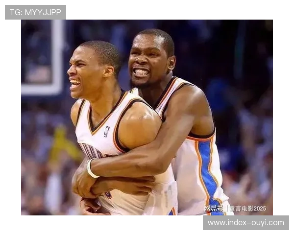 火箭杜兰特面对老队友威少，背靠背出战需合理分配体力